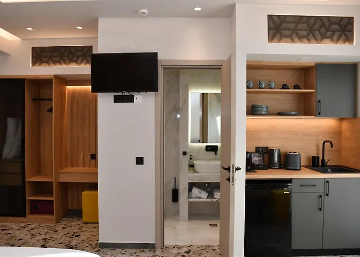 Nero Seascape Suites